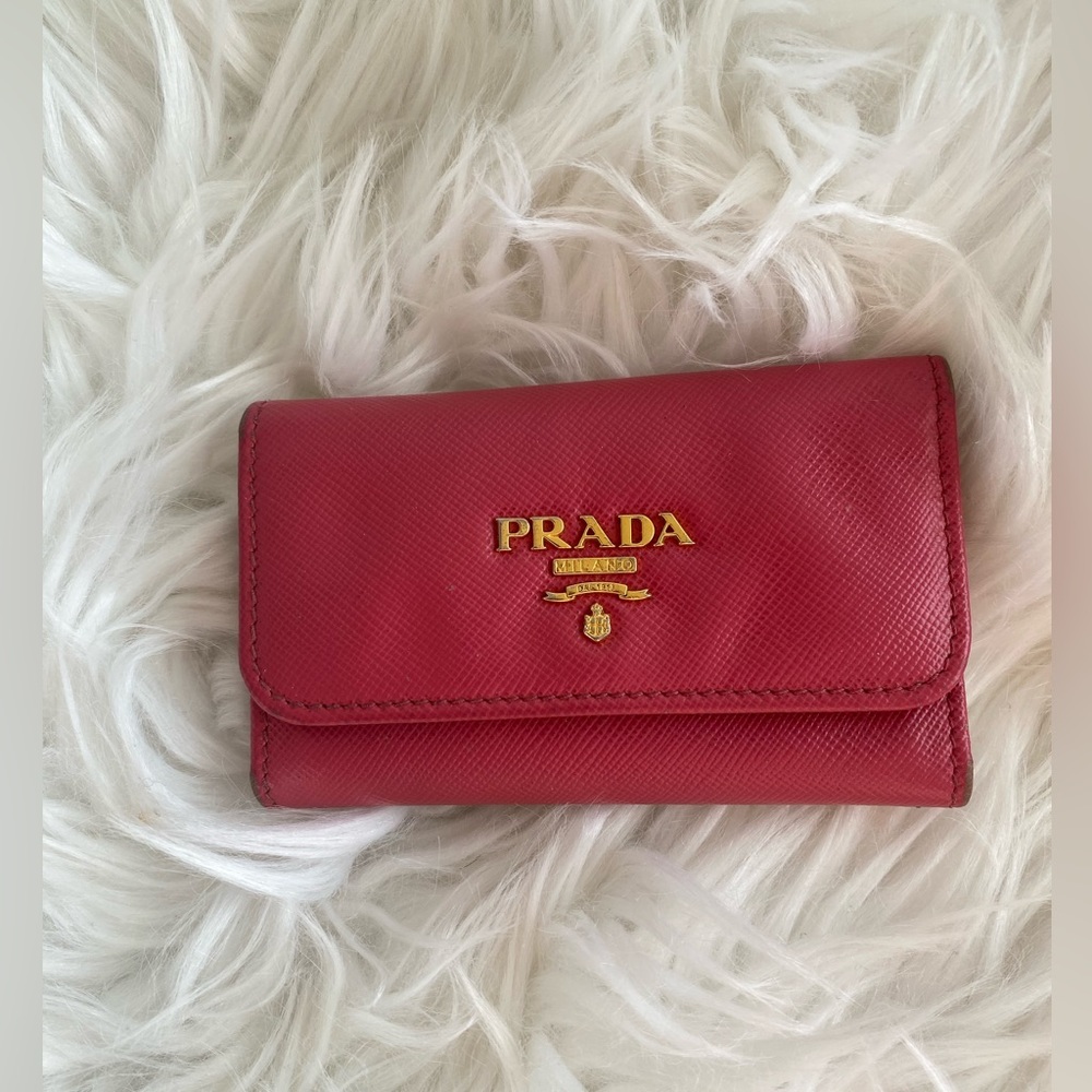 ✨Prada pink key holder ✨